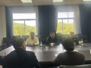 南昌縣小藍(lán)經(jīng)開區(qū)黨工委委員、管委會副主任吳志強(qiáng)一行領(lǐng)導(dǎo)蒞臨江西制藥      考察調(diào)研